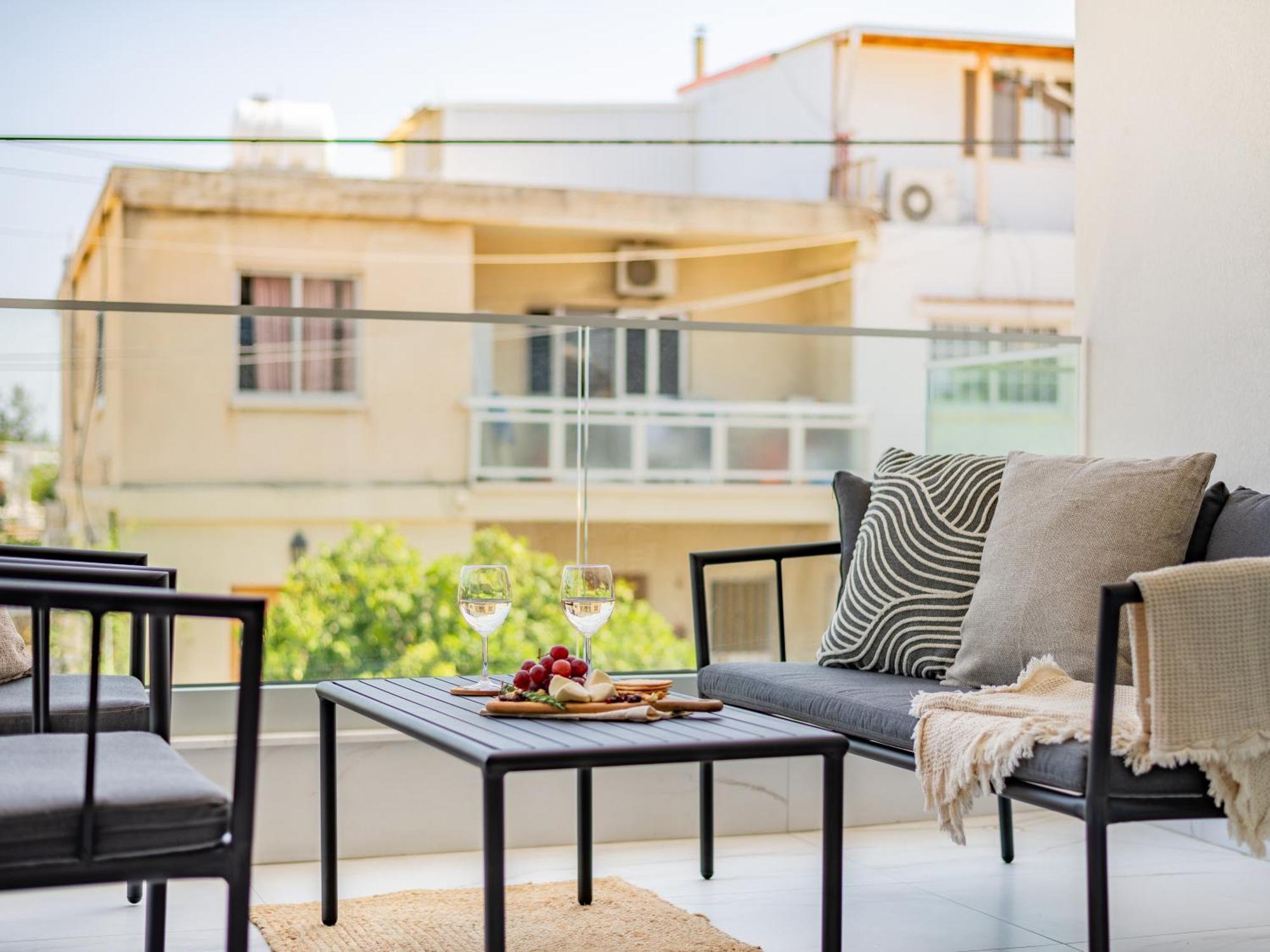 Sanders Cruise Limassol Habitación foto